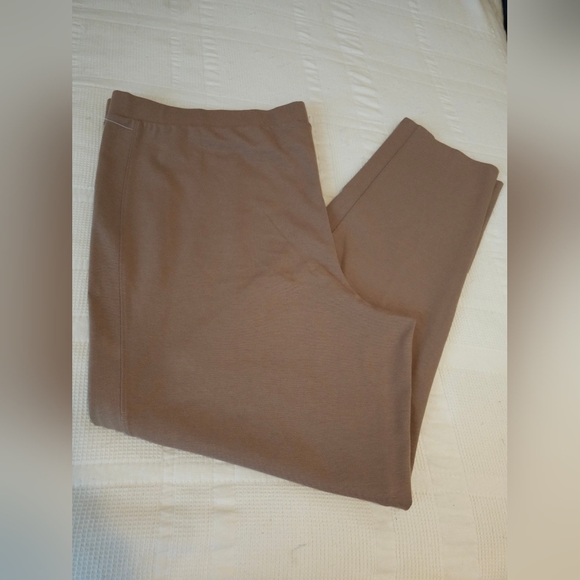 Ashro Plus Size Leggings - Picture 2 of 5